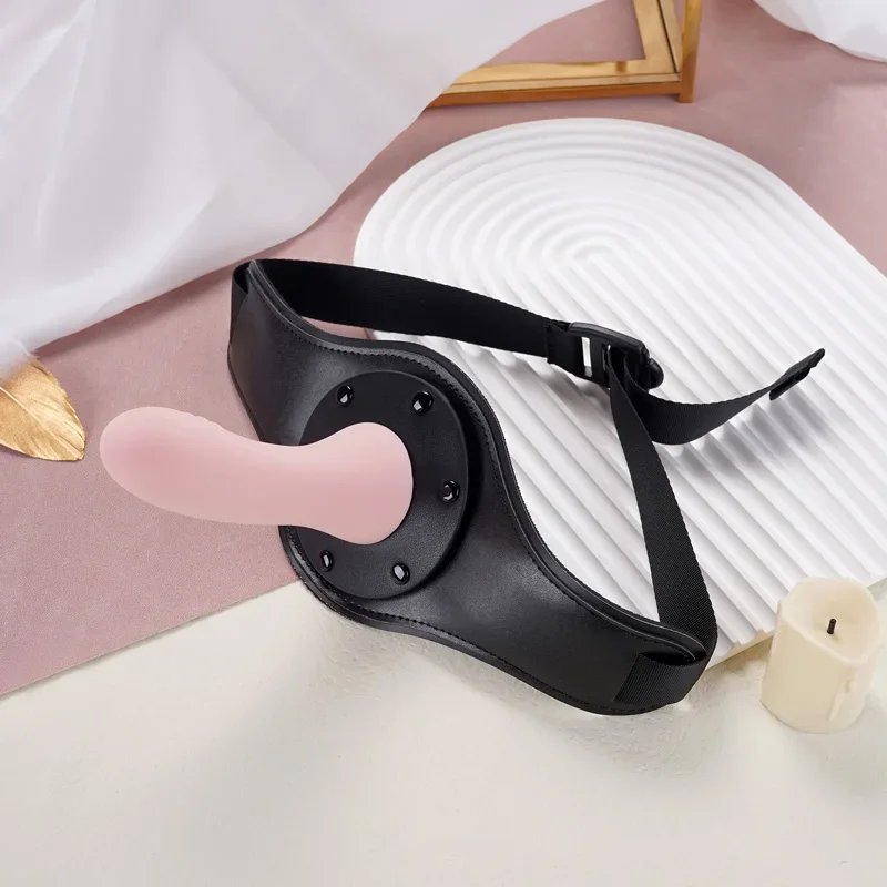 Thigh Strap on Dildo Men Leg Harness Dildo Butt Plug Bondage Restraint Pants Harness Wearable Dildo for Couple Women Sex Toys