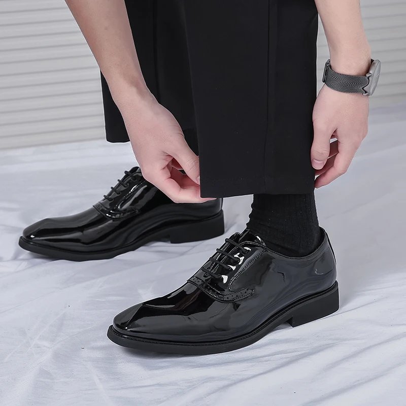 British Style Point-toe Men's Business Leather Shoes Fashion Lace-up Shoes Formal Dress Shoes Men Office Gentleman Shoes Green
