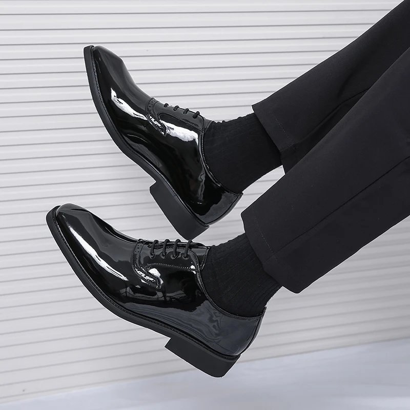 British Style Point-toe Men's Business Leather Shoes Fashion Lace-up Shoes Formal Dress Shoes Men Office Gentleman Shoes Green