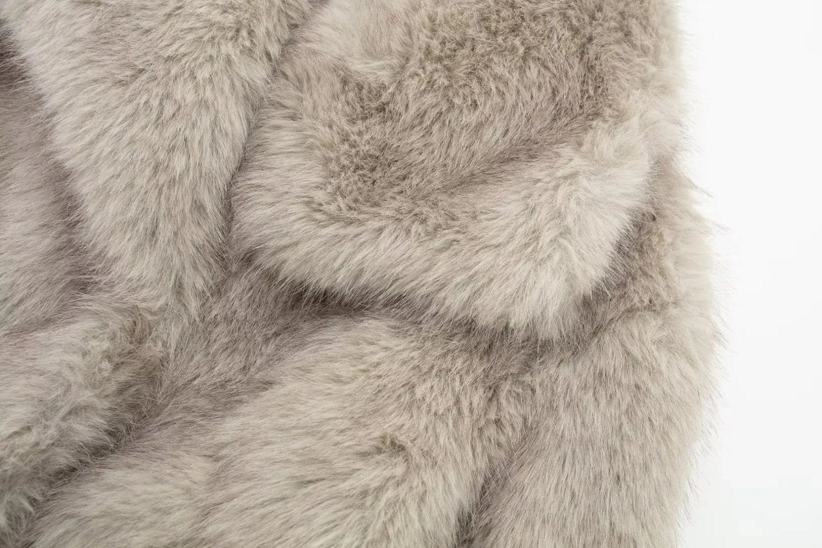 TRAF 2024 Women Fashion Cropped Faux Fur Jacket Coat Long Sleeve Front Snap-button Female Outerwear Chic Lapel Collar Thick Coat TRAF 2024 Women Fashion Cropped Faux Fur Jacket Coat Long Sleeve Front Snap-button Female Outerwear Chic Lapel Collar Thick Coat