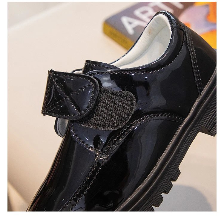 Children Fashion Leather Shoes Boys 2023 Hook & Loop Glossy Simple Black Uniform School Shoes Loafers Kids Shoes Free Shipping