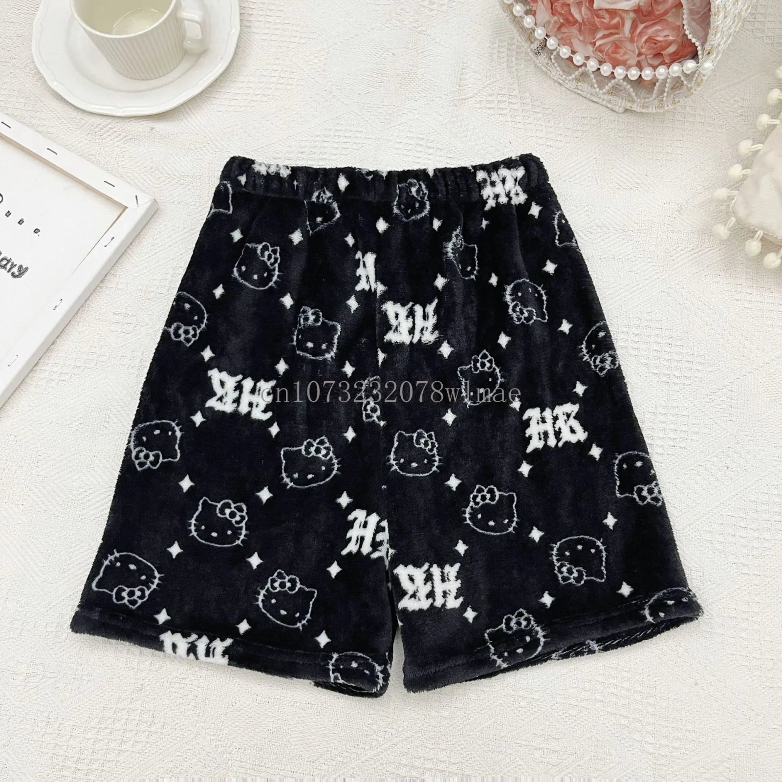 Women Y2k Flannel Pajamas Shorts Cartoon Hello Kitty Fashion Trousers Kawaii Short Pants Elastic Waist Button Casual Home Pants Women Y2k Flannel Pajamas Shorts Cartoon Hello Kitty Fashion Trousers Kawaii Short Pants Elastic Waist Button Casual Home Pants