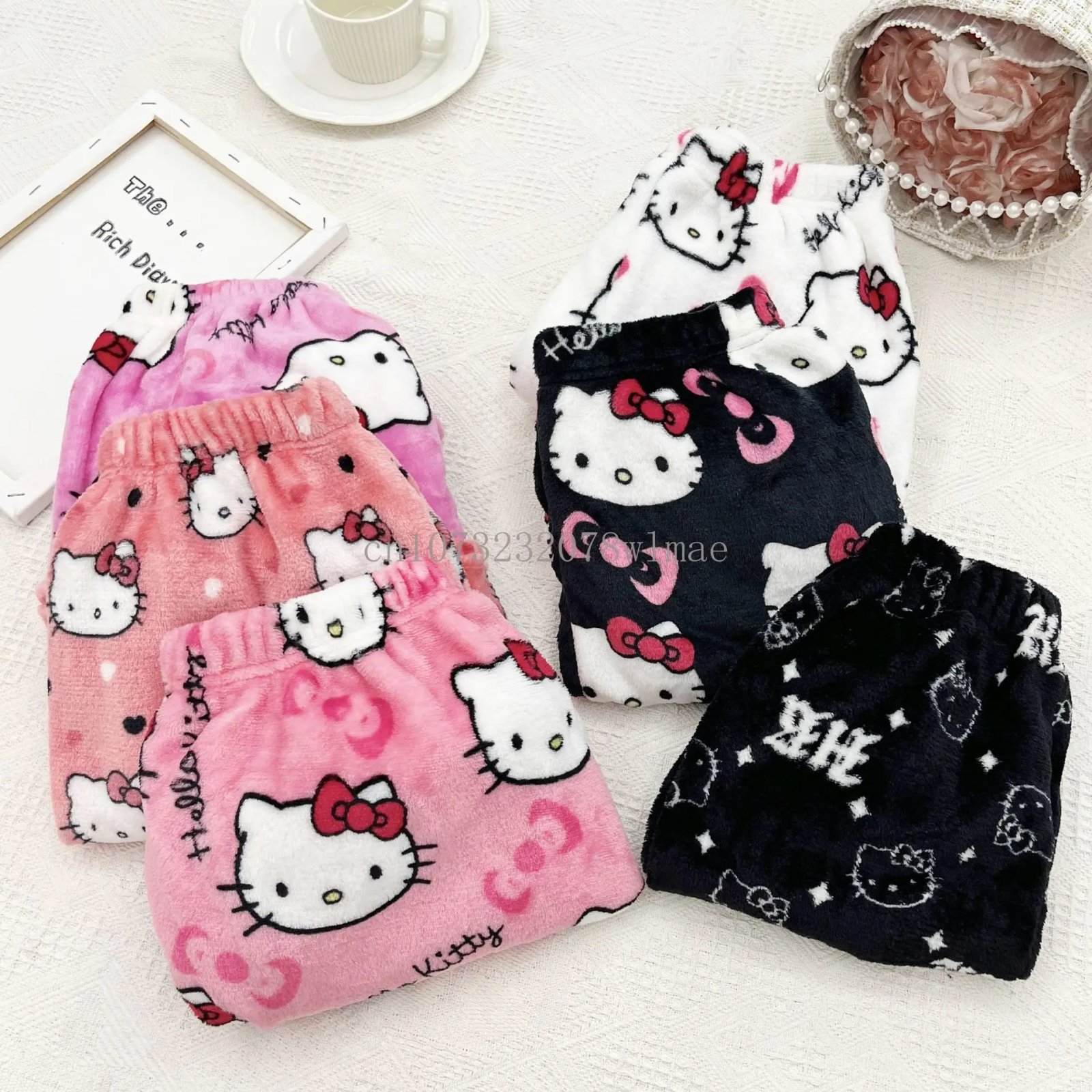 Women Y2k Flannel Pajamas Shorts Cartoon Hello Kitty Fashion Trousers Kawaii Short Pants Elastic Waist Button Casual Home Pants Women Y2k Flannel Pajamas Shorts Cartoon Hello Kitty Fashion Trousers Kawaii Short Pants Elastic Waist Button Casual Home Pants