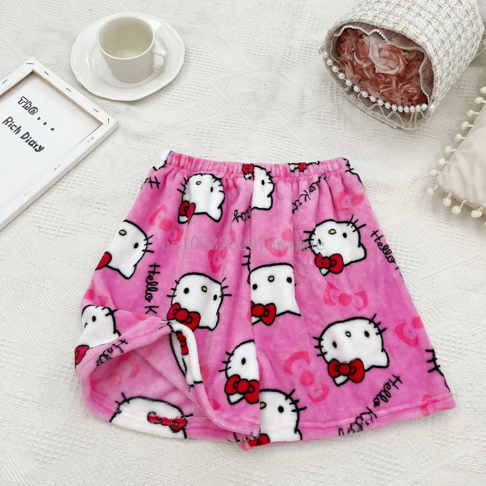 Women Y2k Flannel Pajamas Shorts Cartoon Hello Kitty Fashion Trousers Kawaii Short Pants Elastic Waist Button Casual Home Pants Women Y2k Flannel Pajamas Shorts Cartoon Hello Kitty Fashion Trousers Kawaii Short Pants Elastic Waist Button Casual Home Pants