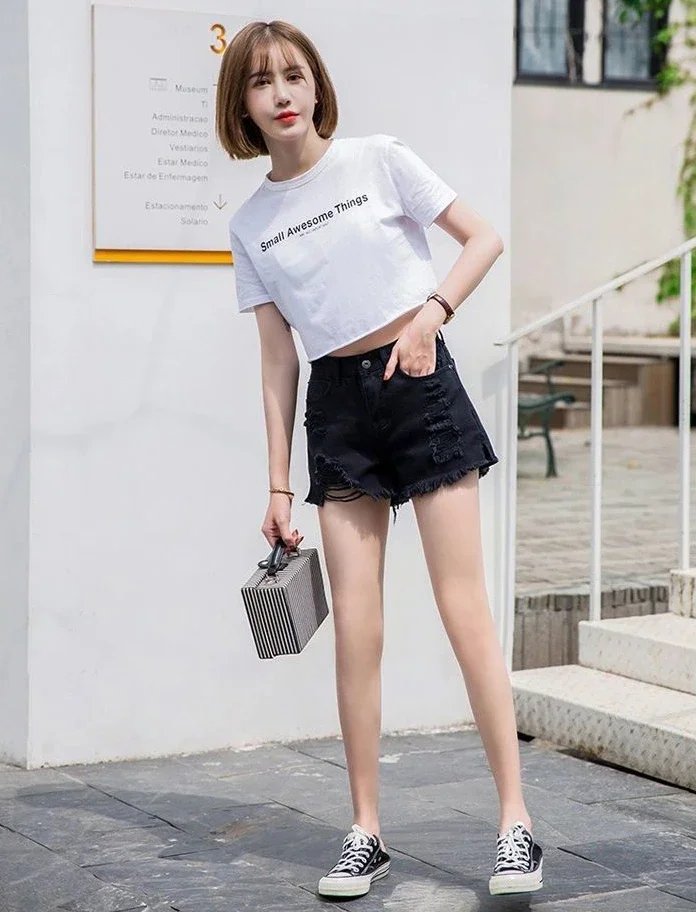 Denim Shorts for Women Micro Mini Short Jean Pants Woman Ripped With Waist Pocket Fashion Clothing 2024 Flowy Hot Casual Elegant