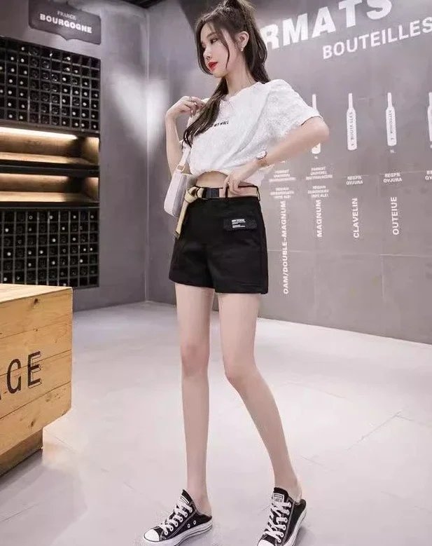 Fashion Shorts for Women Elegant Wide Short Pants Woman Aesthetic Y2k Harajuku XXL Youthful Cheap Outdoor Stretchy Korean Style