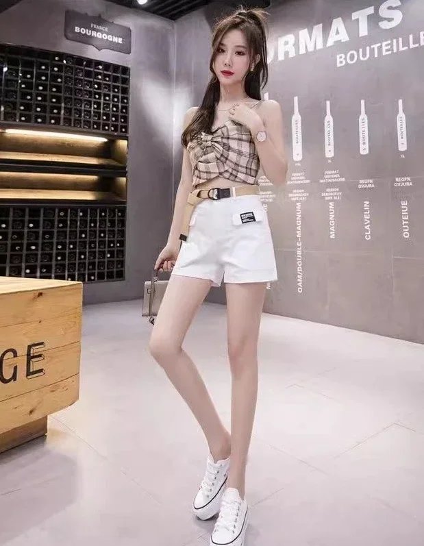 Fashion Shorts for Women Elegant Wide Short Pants Woman Aesthetic Y2k Harajuku XXL Youthful Cheap Outdoor Stretchy Korean Style