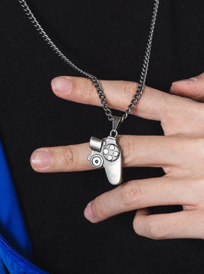 Matching Alloy Game Handle Couple Bracelet Magnet Game Machine Couple Pendant Necklace for Men and Women Valentine's Day Gift