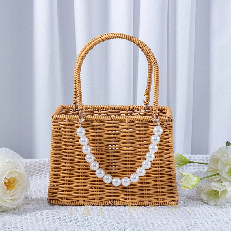 Handmade Woven Pearl Handheld Wicker Basket with White Linner for Bridesmaids, Square, Round Willow Gift Box, Storage Bag