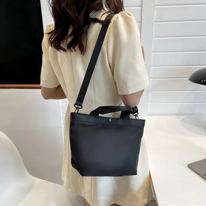 Messenger Sling Bags For Women Casual Canvas Small Zipper Crossbody Pouch Simple Small Crossbody Shoulder Bag Handbag Women Bag