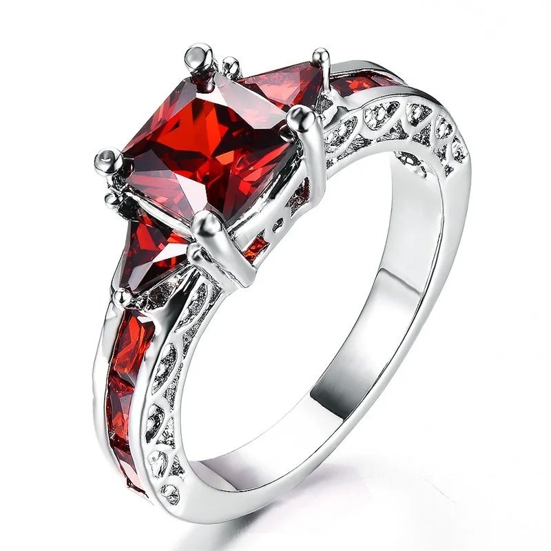 Fashion Elegant Women Silver Color Princess Square Cut Red Stone Engagement Wedding Rings for Women Jewelry Gift