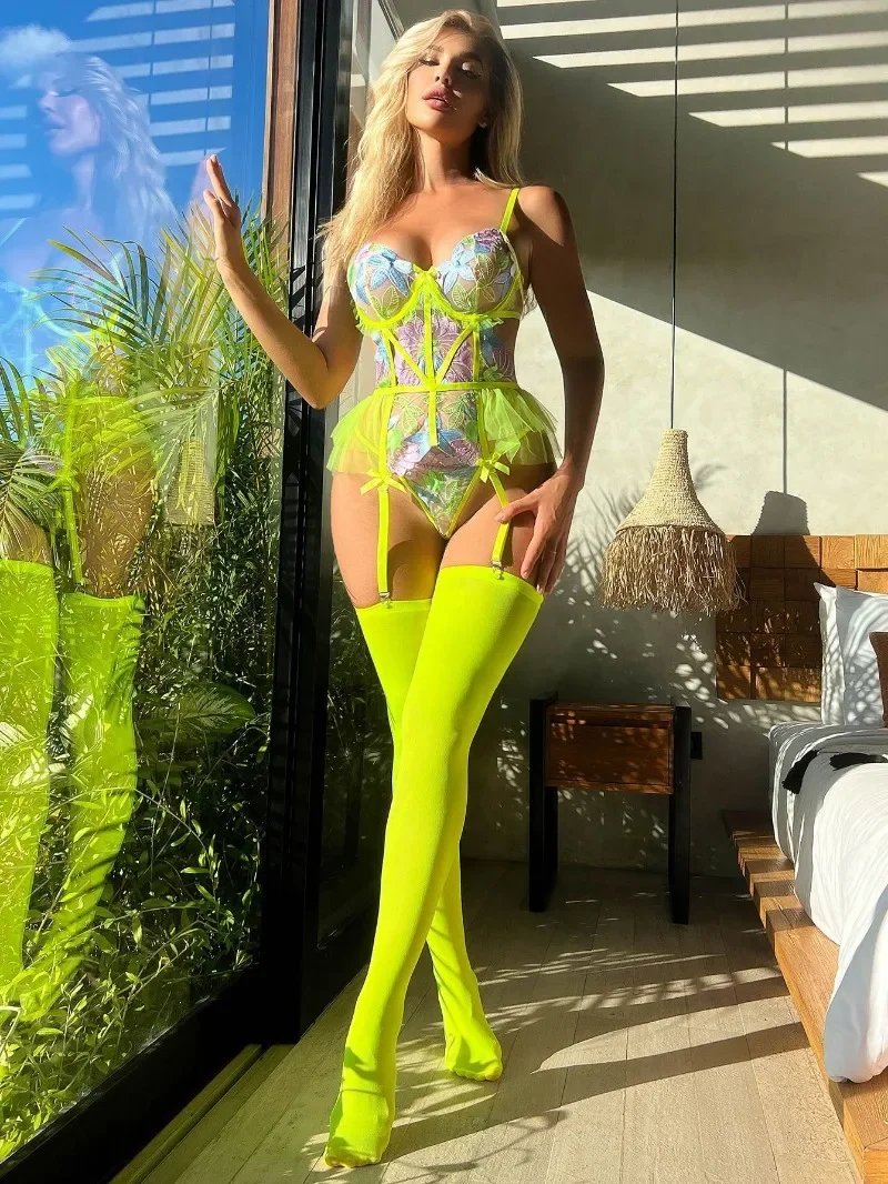 Toucheart Sexy Lingerie Embroidered Bra Set For Women Embroidered Bra Set Backless Transparent One Piece Stockings Sex Suit New