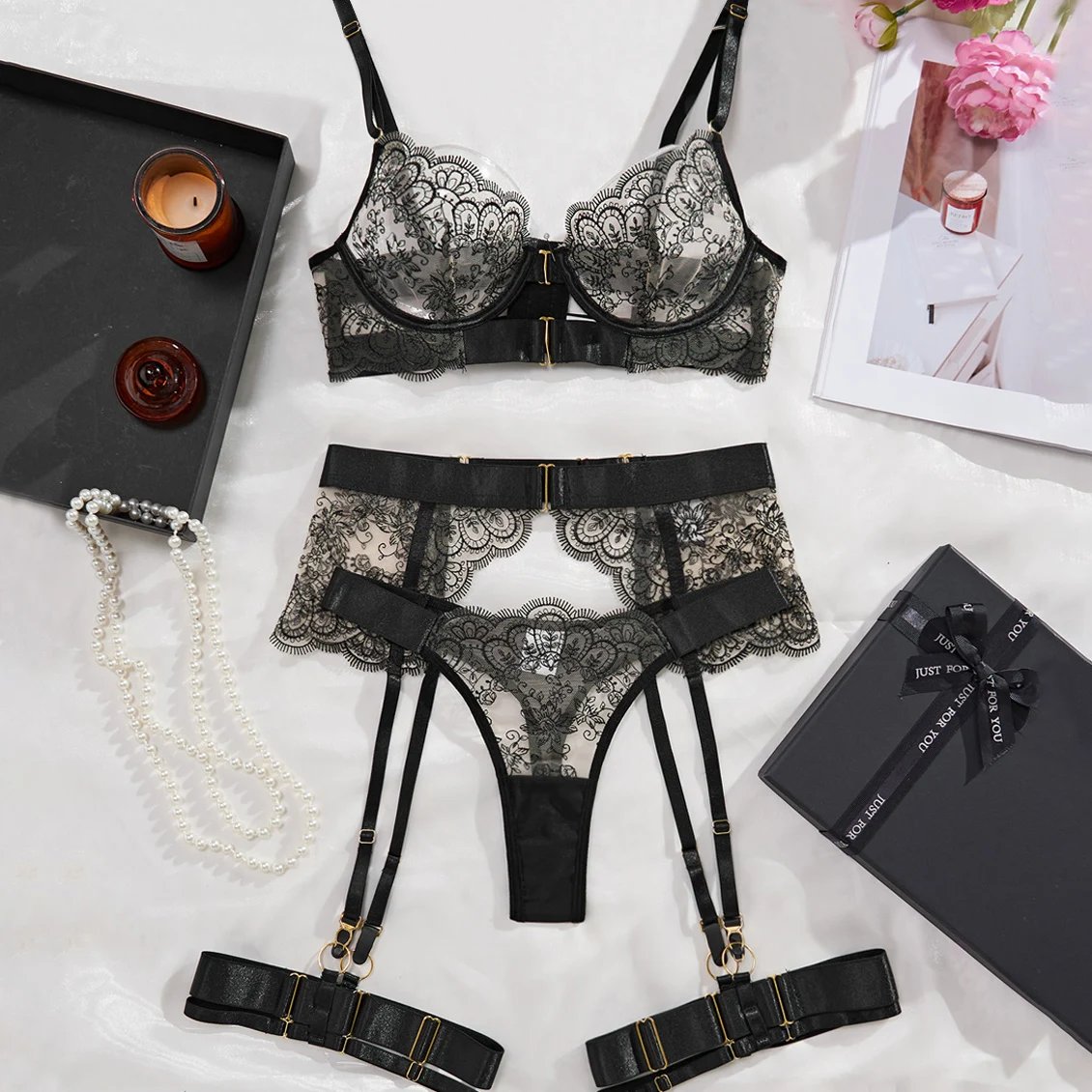 New Erotic Set See-Through Embroidered Women Lingeries Sexy Eyelash Lace Body Shaping Lingerie Four-Piece Set Sexy Hot