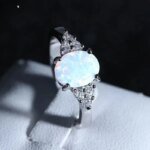 1 PC Cute Female White Opal Stone Ring Classic Silver Color Engagement Jewelry Luxury Crystal Oval Wedding Rings for Women - Image 4