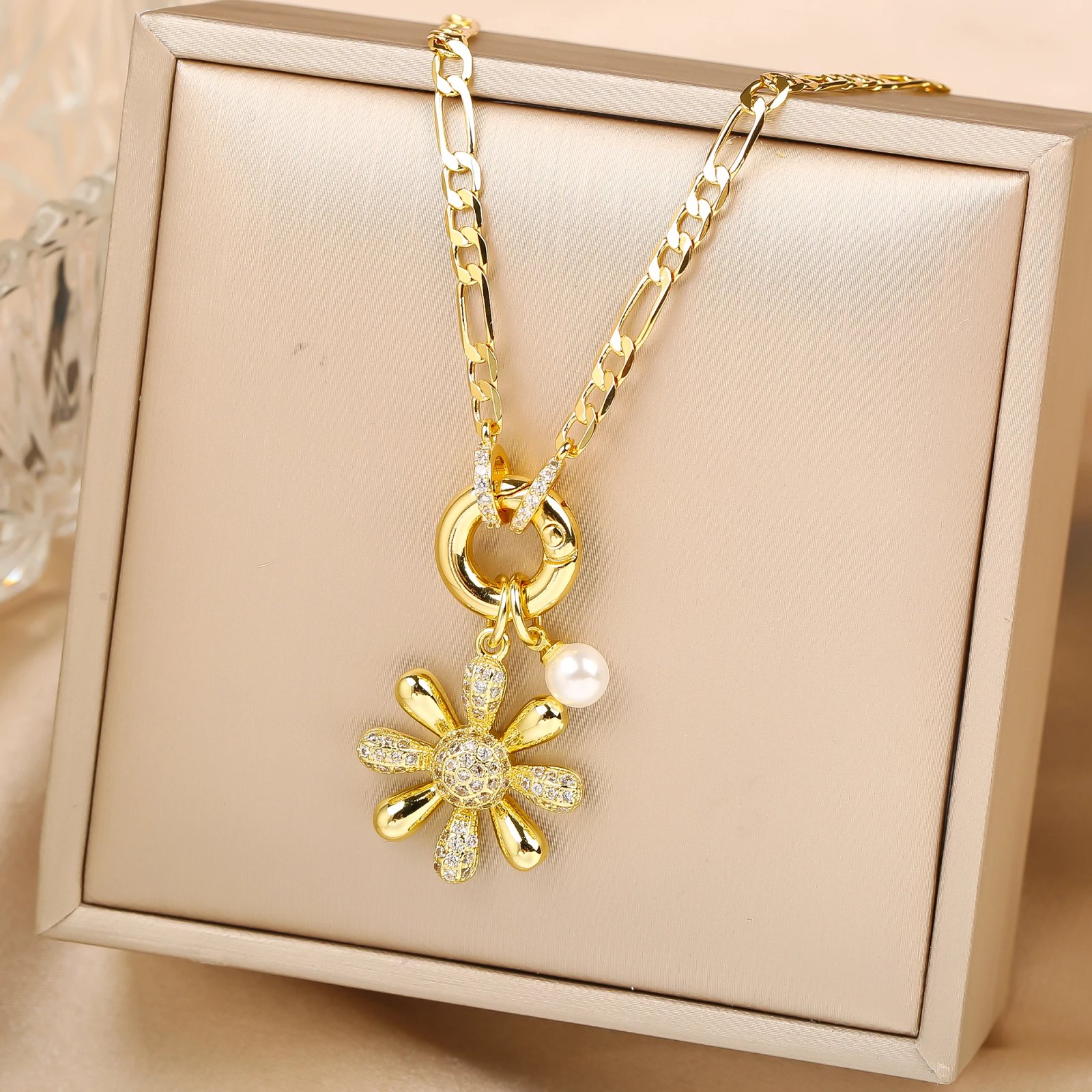 New Arrival Luxury Botanical Flower Sunflower Zirconia Pendant Necklace Glamorous for Woman Girl New Trend Neck Jewelry Gift New Arrival Luxury Botanical Flower Sunflower Zirconia Pendant Necklace Glamorous for Woman Girl New Trend Neck Jewelry Gift