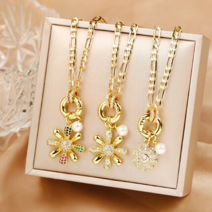 New Arrival Luxury Botanical Flower Sunflower Zirconia Pendant Necklace Glamorous for Woman Girl New Trend Neck Jewelry Gift