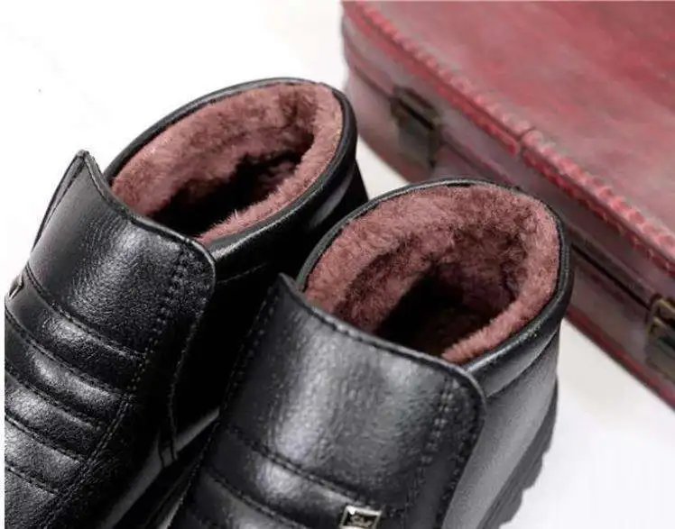 Winter Waterproof Men's Casual Leather Shoes Flannel High Top Slip-on Male Casual Shoes Rubber Warm Winter Shoes for Mens Winter Waterproof Men's Casual Leather Shoes Flannel High Top Slip-on Male Casual Shoes Rubber Warm Winter Shoes for Mens