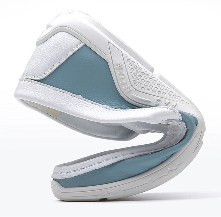 Men Cow Leather Casual Shoes Breathable White Sneakers Fashion Driving Walking Tennis Shoes for Male Flats Luxury Designer Shoes Men Cow Leather Casual Shoes Breathable White Sneakers Fashion Driving Walking Tennis Shoes for Male Flats Luxury Designer Shoes