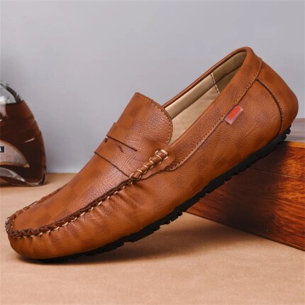 British Style Casual Leather Men Shoes Fashion Trendy Slip on Formal Loafers Outdoor Driving Soft Bottom Shoes Comfy Lazy Shoes