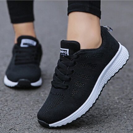 2024 New Breathable Women's Sneakers Fashion Comfortable Outdoor Sneakers Women Mesh Fabric Lace Up Ladies Shoes Female Footwear