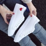 New student Korean version white shoes, women's heart-shaped flat bottom breathable casual women's board shoes, sports shoes - Image 4
