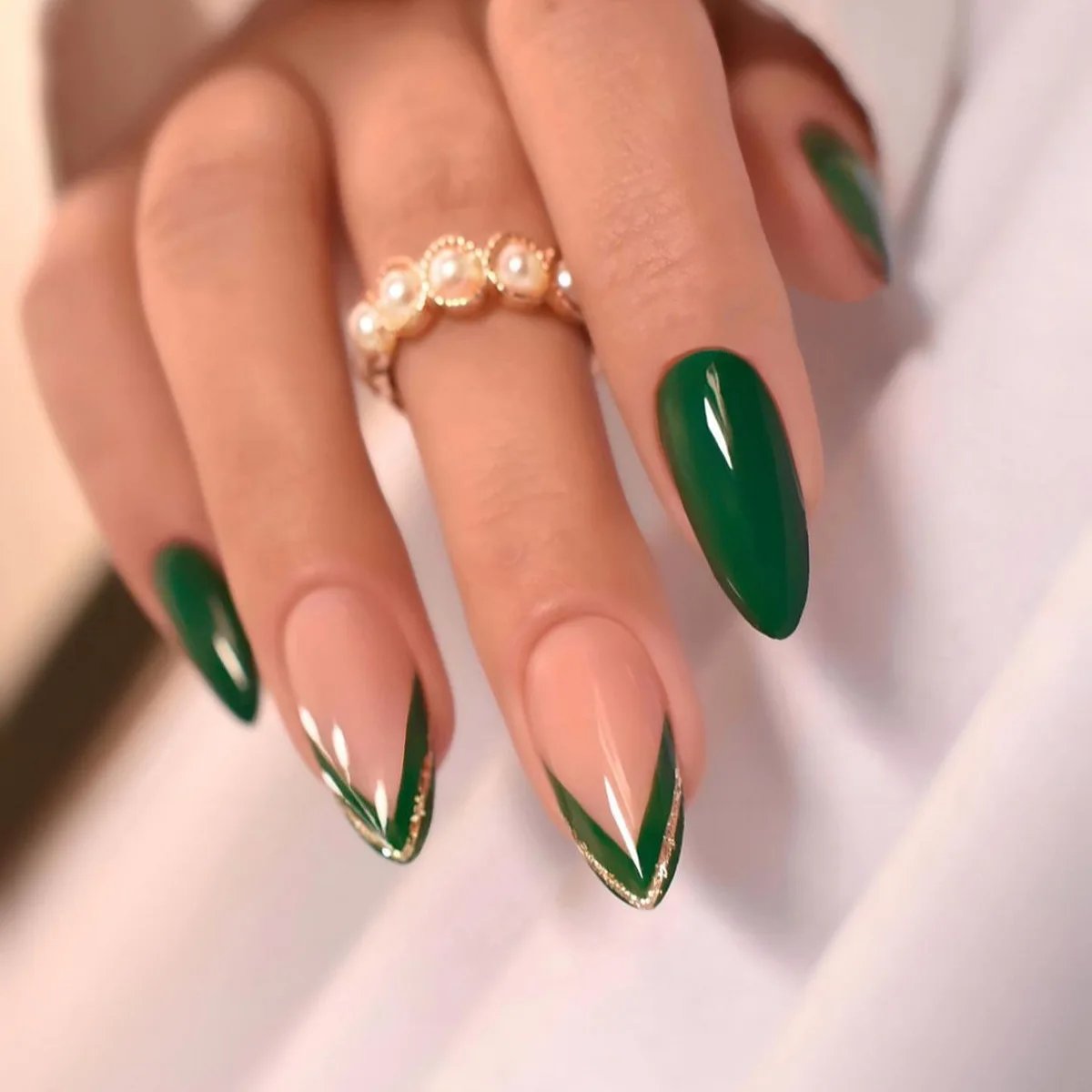 24pcs French False Nails Almond Head Summer Style Glitter Design Fake Nail Patch Full Cover Wearable Women Press on Nail Tips 24pcs French False Nails Almond Head Summer Style Glitter Design Fake Nail Patch Full Cover Wearable Women Press on Nail Tips