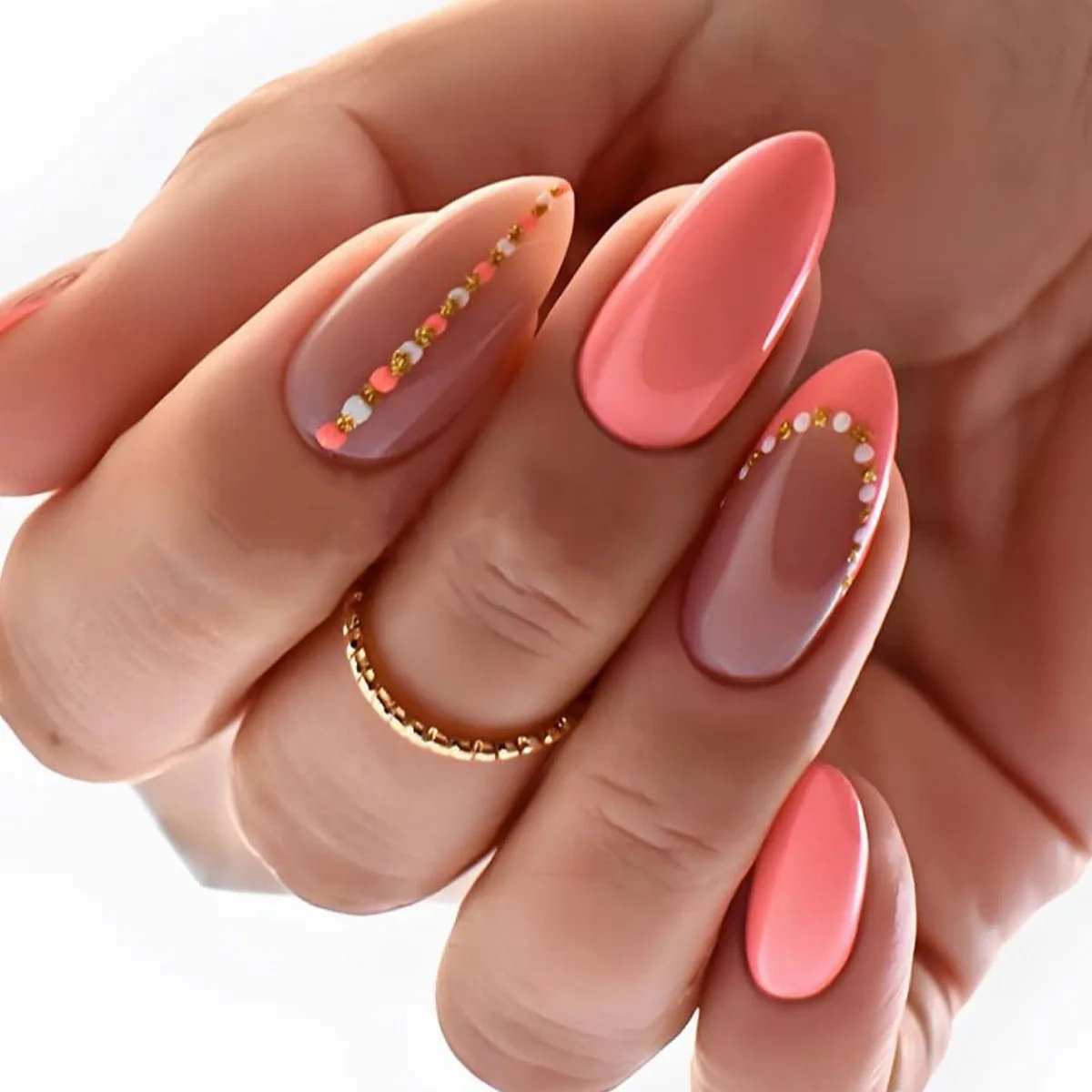 24pcs French False Nails Almond Head Summer Style Glitter Design Fake Nail Patch Full Cover Wearable Women Press on Nail Tips 24pcs French False Nails Almond Head Summer Style Glitter Design Fake Nail Patch Full Cover Wearable Women Press on Nail Tips
