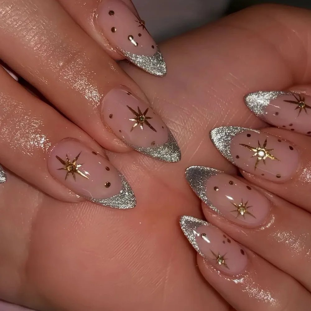 24pcs Short Almond False Nail Art Starlight Rhinestone Design Nails Tip Green Full Cover Nail Set Datachable Press on Fake Nails