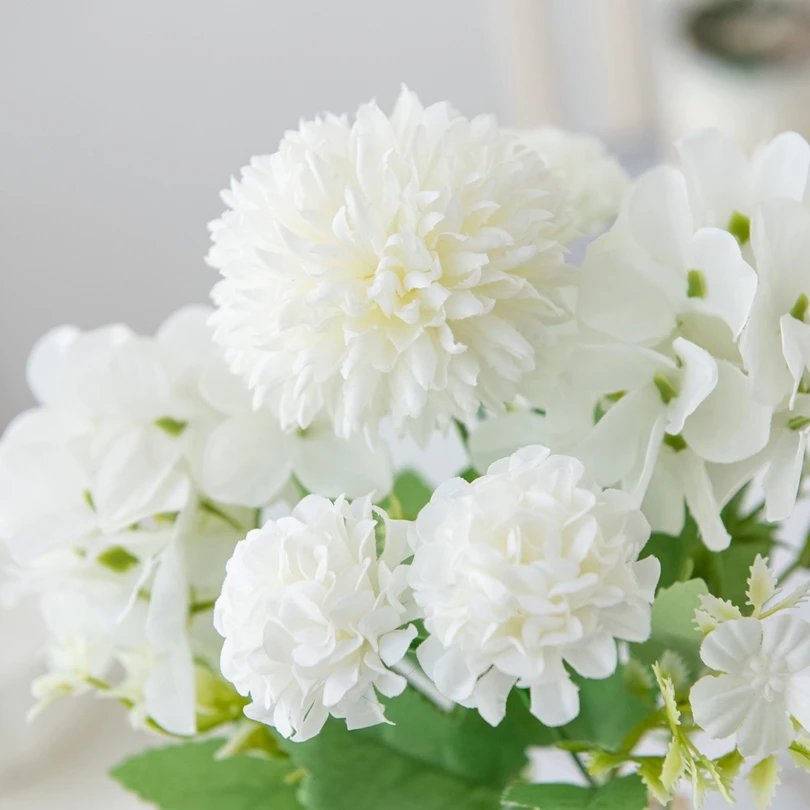 30Cm Artificial Flowers Silk Hydrangea Bridal Bouquet Festival Vases Decoration Home Garden Wedding Dining Table Fake Plants Diy