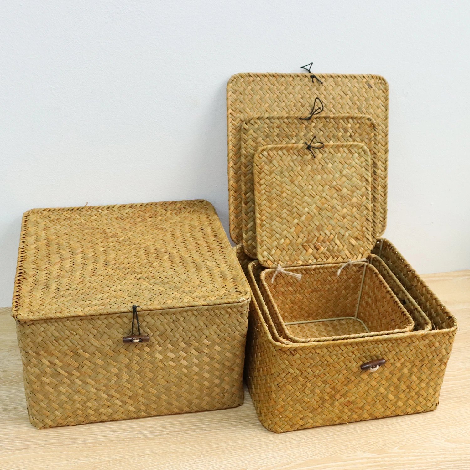 Handmade 4Pcs Set storage basket with lid rectangular seaweed rattan fabric cosmetics multi-purpose container natural box Handmade 4Pcs Set storage basket with lid rectangular seaweed rattan fabric cosmetics multi-purpose container natural box