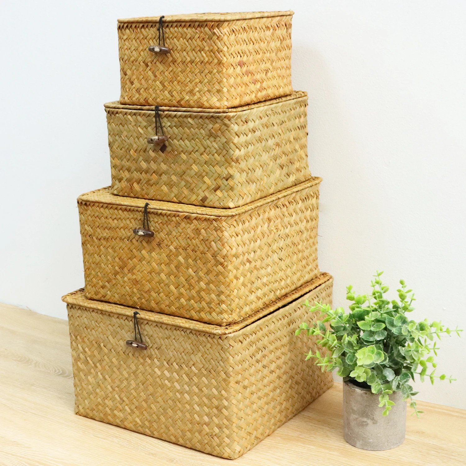 Handmade 4Pcs Set storage basket with lid rectangular seaweed rattan fabric cosmetics multi-purpose container natural box Handmade 4Pcs Set storage basket with lid rectangular seaweed rattan fabric cosmetics multi-purpose container natural box
