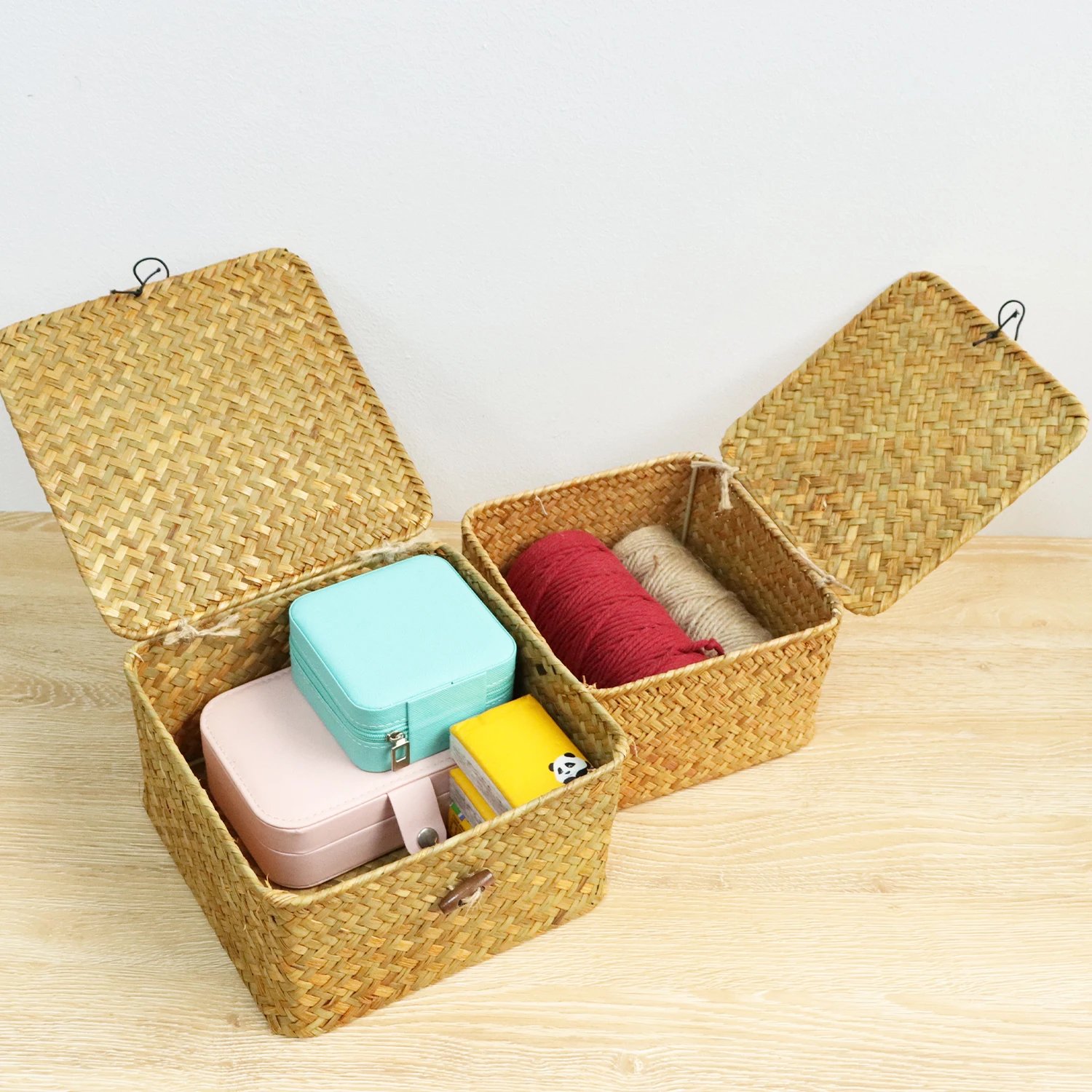 Handmade 4Pcs Set storage basket with lid rectangular seaweed rattan fabric cosmetics multi-purpose container natural box Handmade 4Pcs Set storage basket with lid rectangular seaweed rattan fabric cosmetics multi-purpose container natural box