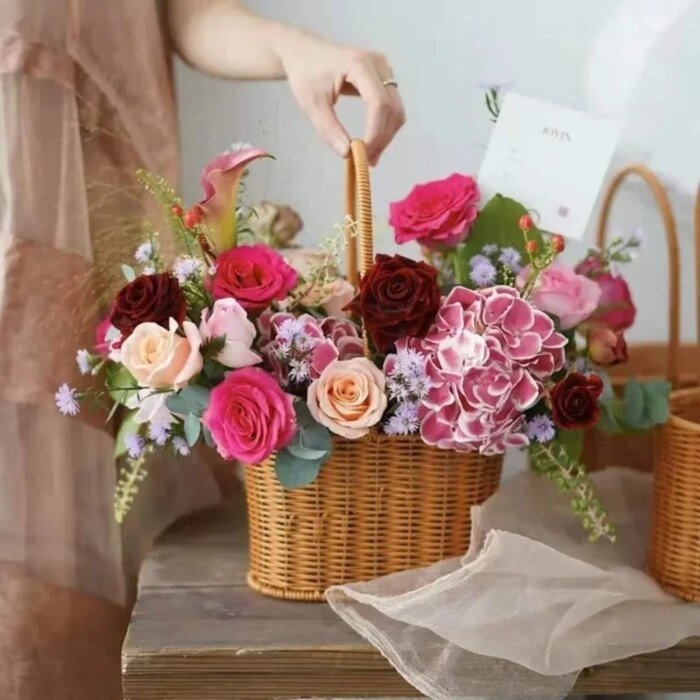 Willow Rattan Bride Flower Basket Picnic Container Hand-Woven Picnic Weaving Basket with Handle Sundries Organizer - Image 4